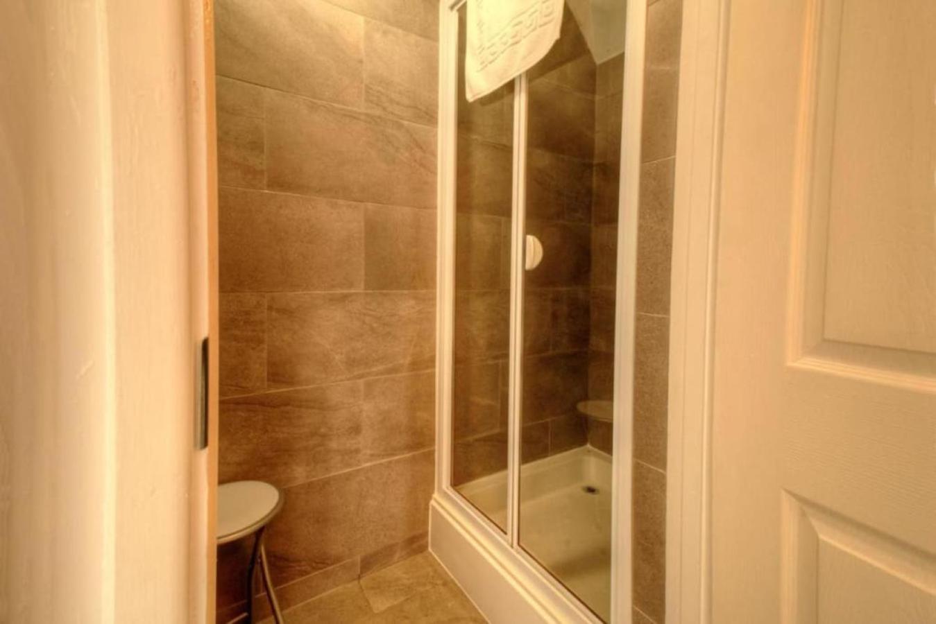 Air Maison - Solent View Beachfront Apartment South Hayling Esterno foto